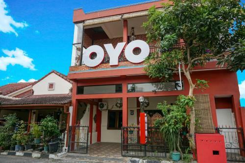 Oyo 465 Alam Citra Bed & Breakfast