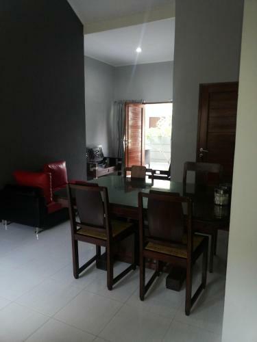 Homestay Ndalem Suratin