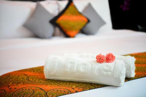 J Hotel - Bandara Soekarno Hatta