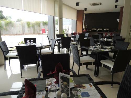 Paragonbiz Hotel