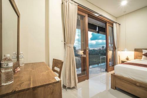 Hostal Three Dewi's Guest House