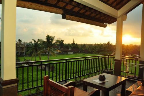 Hostal Three Dewi's Guest House
