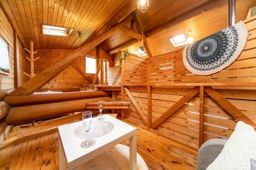Awaji Seaside Log House