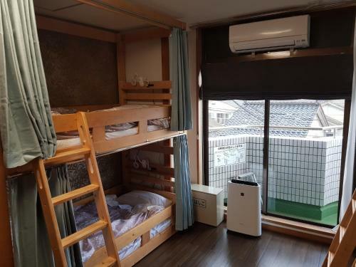 Hostal Guesthouse Zink