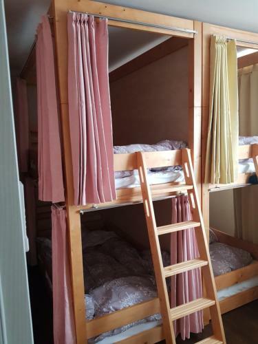 Hostal Guesthouse Zink