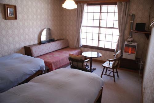 Lodge Shirogane