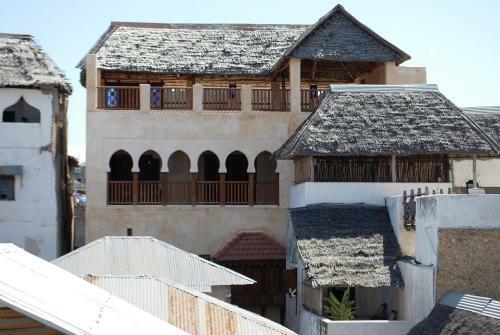 Oneway House Lamu Seaview Rooftop & Pool