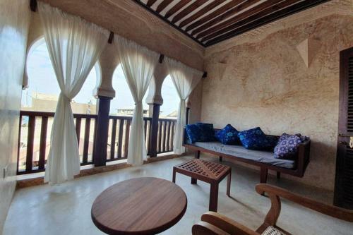 Oneway House Lamu Seaview Rooftop & Pool
