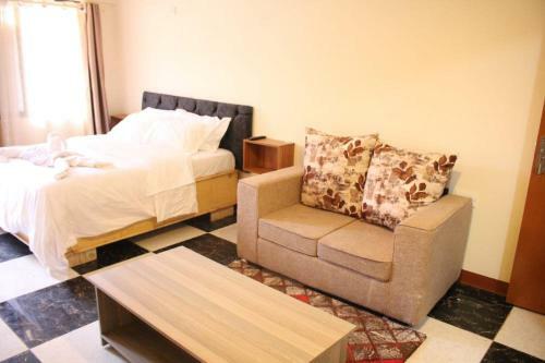 Mum's Hotel Kikuyu