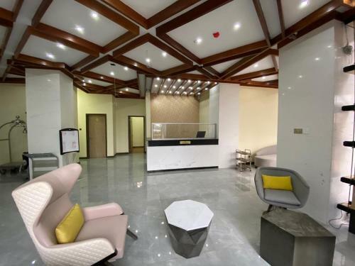 Hotel La Maison Royale South C