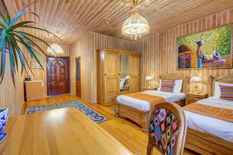Navat Hotel