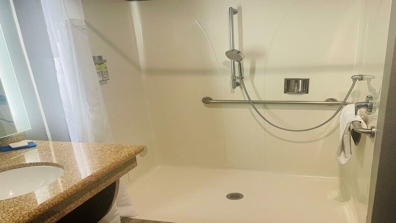 Holiday Inn Express Hotel & Suites Paso Robles
