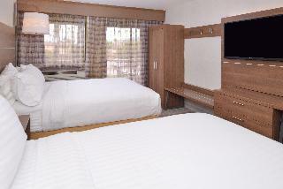 Hotel Holiday Inn Exp. Palm Desert-rancho Mirage/golf(.)