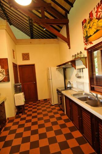 Alam Sari Hotel Keliki