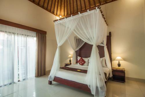 The Cory Villa