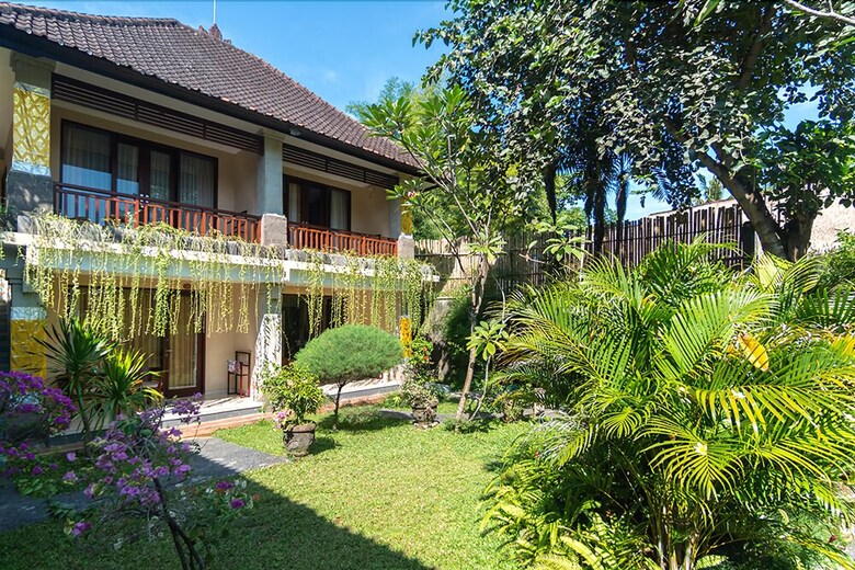 Green Field Hotel And Restaurant