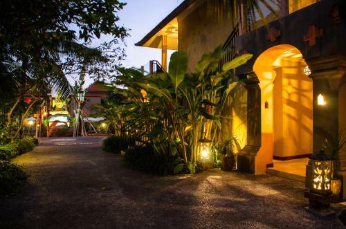 Green Field Hotel And Restaurant