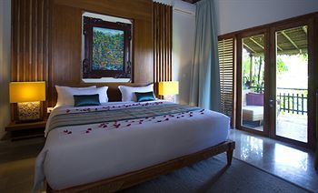 Hotel Svarga Loka Resort