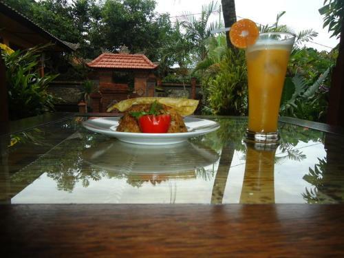 Hostal Pondok Oka Homestay