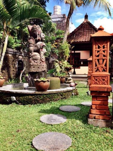 Hostal Pondok Oka Homestay