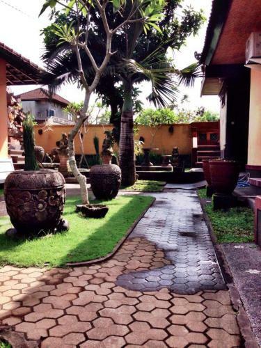 Hostal Pondok Oka Homestay