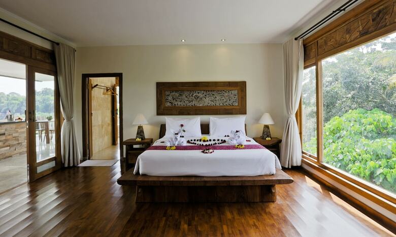 Hotel Sri Ratih Cottages