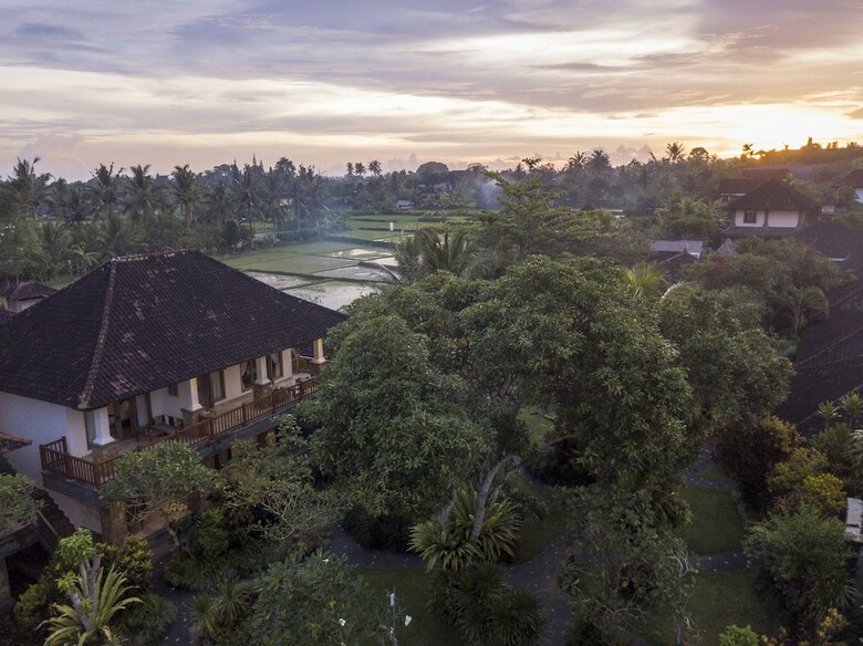 Hotel Sri Ratih Cottages