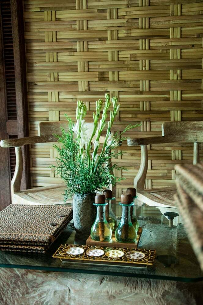 Hotel Sri Ratih Cottages