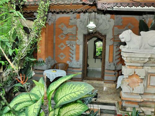 Hostal Indra Homestay
