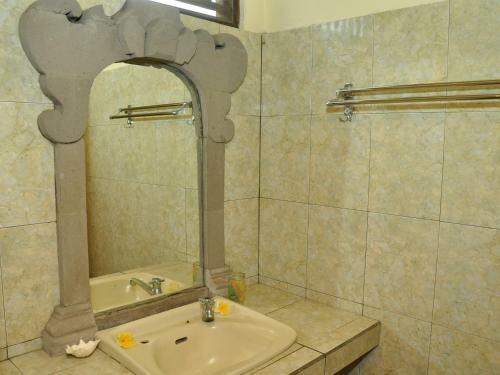 Hostal Indra Homestay