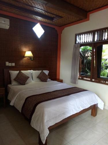Hostal Indra Homestay