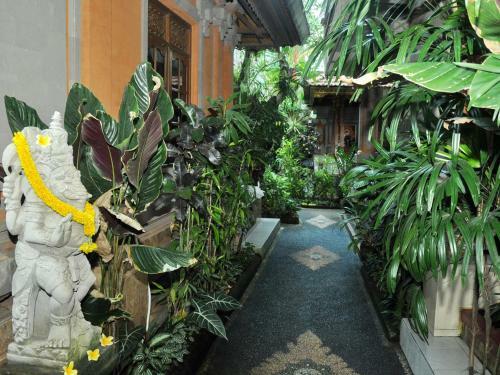Hostal Indra Homestay