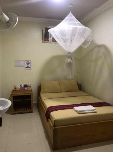 Hostal Manel Guesthouse And Restaurant