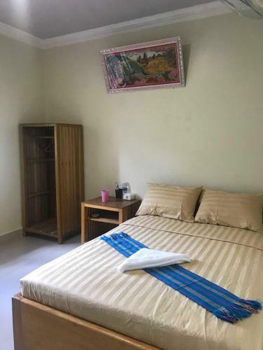 Hostal Manel Guesthouse And Restaurant