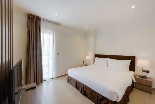 Residence 105 Hotel And Apartment