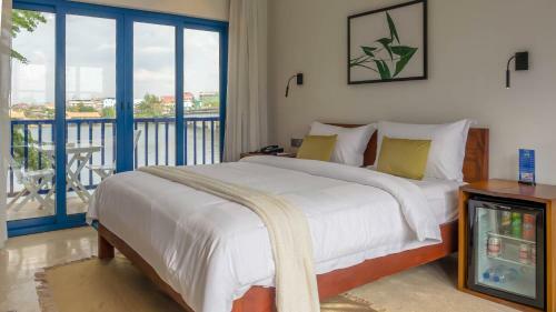 Hotel The B Resort