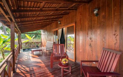 Hotel Floating Khmer Village Resort