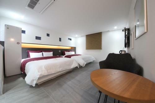 Two Nights Business Hotel