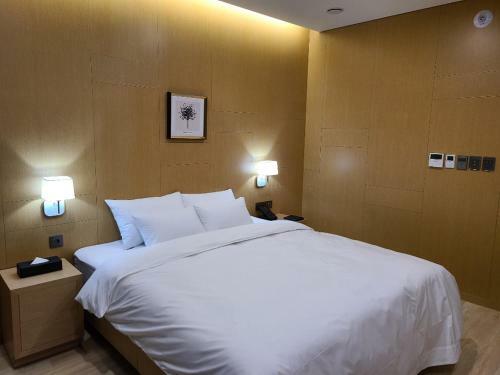 Cs Hotel