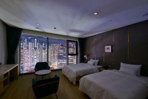 Cs Hotel
