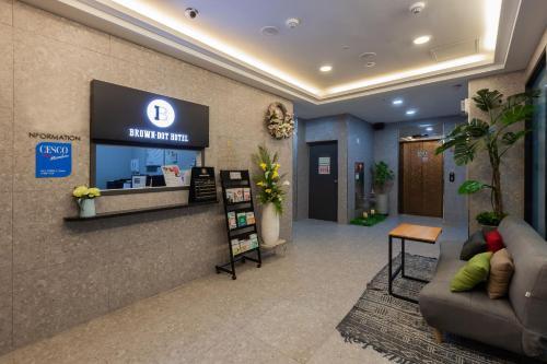 Seomyeon Brown-dot Hotel Gold