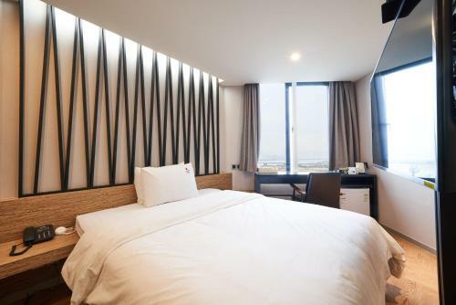Bardot Hotel Busan Gupo
