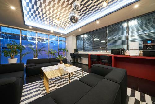 Bardot Hotel Busan Gupo