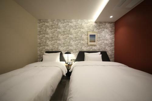 Motel Brown Dot Hotel Sajik Stadium