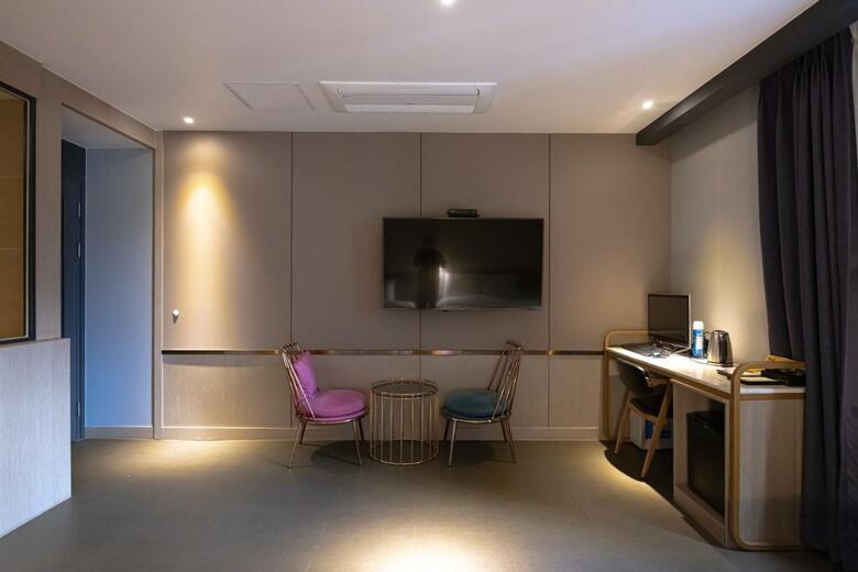 Hound Hotel Seomyeon-beomcheon