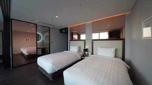 Lavalse Hotel
