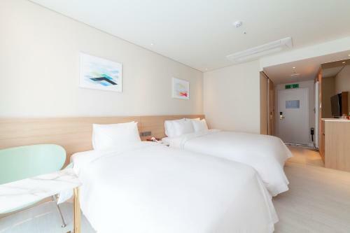 Ocean 2 Heaven Hotel