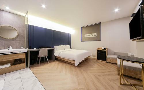 Hotel Ou