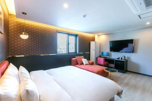 Browndot Hotel Sasang Renecite