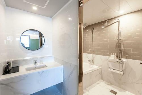 Browndot Hotel Sasang Renecite